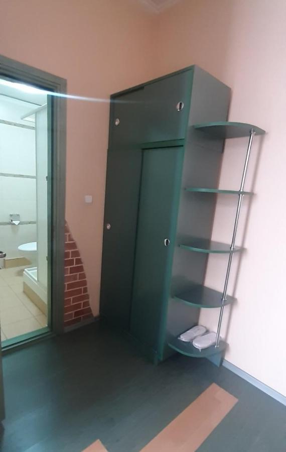 בלץ Dbs Hotel מראה חיצוני תמונה