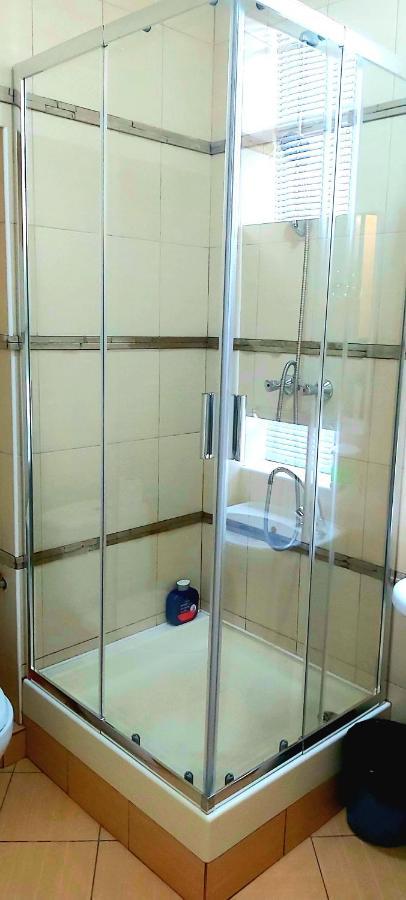 בלץ Dbs Hotel מראה חיצוני תמונה